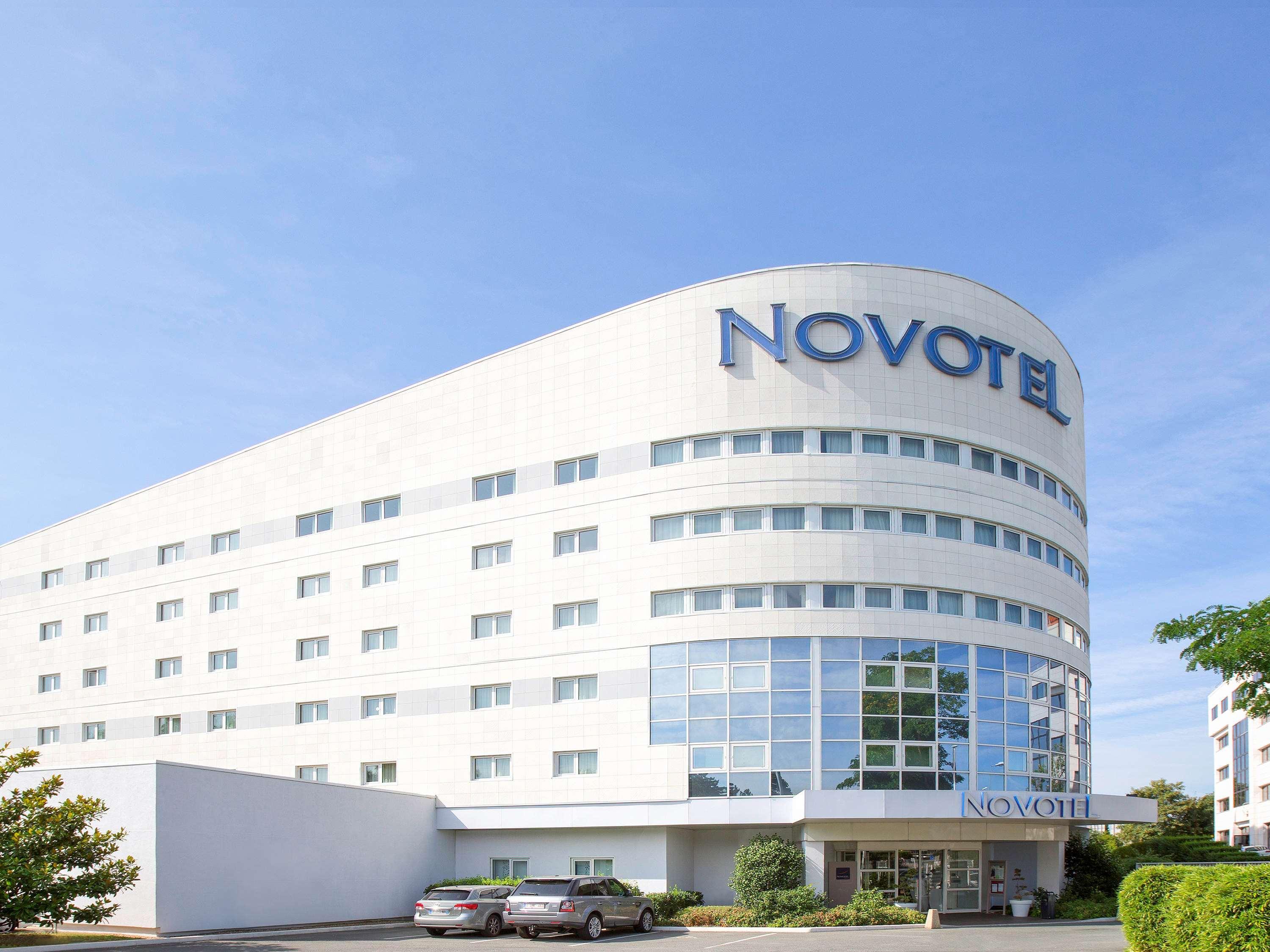 Novotel Paris Orly Rungis Aeroport Exterior photo